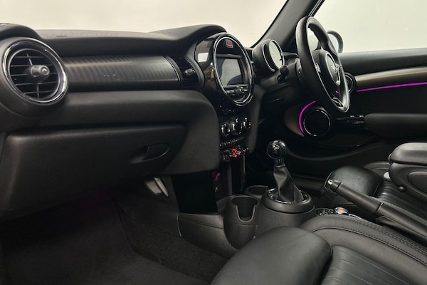 Used MINI Hatch 2020 for sale - 76108936: Photo 6
