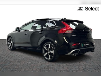 Used Volvo V40 2019 for sale - 75553248: Photo