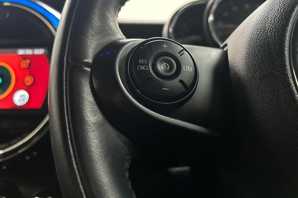 Used MINI Hatch 2019 for sale - 76247033: Photo 8