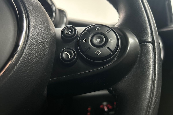 Used MINI Hatch 2019 for sale - 76247033: Photo 9