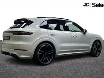 Used Porsche Cayenne 2023 for sale - 75127281: Photo
