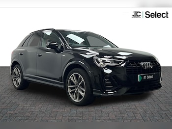 Audi - Q3