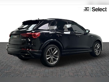 Used Audi Q3 2022 for sale - 76190005: Photo 2