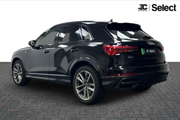 Used Audi Q3 2022 for sale - 76190005: Photo 4