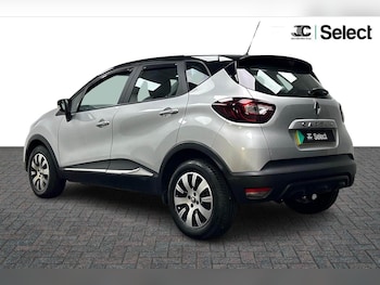 Used Renault Captur 2018 for sale - 75051303: Photo