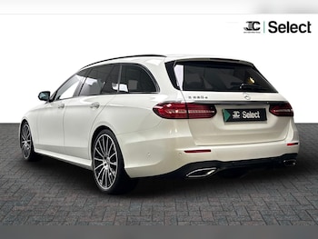 Used Mercedes-Benz E-Class 2021 for sale - 75258008: Photo