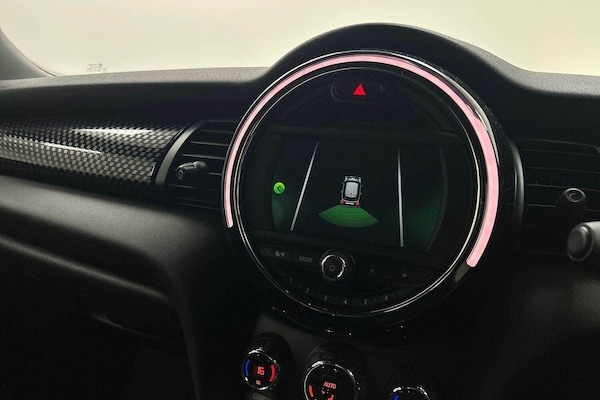 Used MINI Hatch 2019 for sale - 76073132: Photo 23