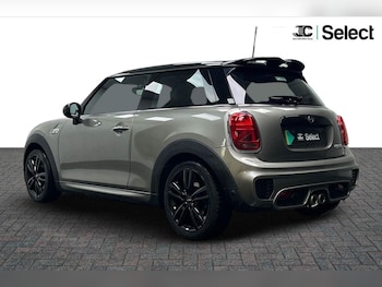 Used MINI Hatch 2019 for sale - 76073132: Photo 4