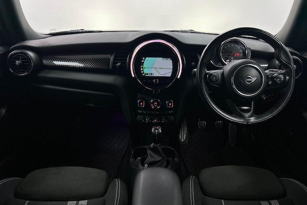 Used MINI Hatch 2019 for sale - 76073132: Photo 5