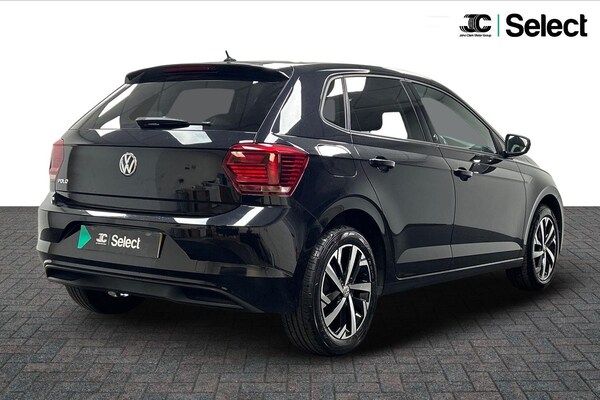 Used Volkswagen Polo 2019 for sale - 75914959: Photo 2