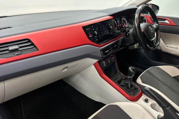 Used Volkswagen Polo 2019 for sale - 75914959: Photo 6