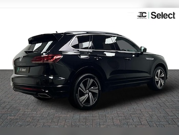Used Volkswagen Touareg 2019 for sale - 76138082: Photo 2