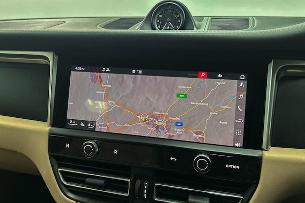 Used Porsche Macan 2021 for sale - 75459006: Photo 20