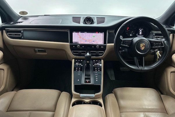 Used Porsche Macan 2021 for sale - 75459006: Photo 5