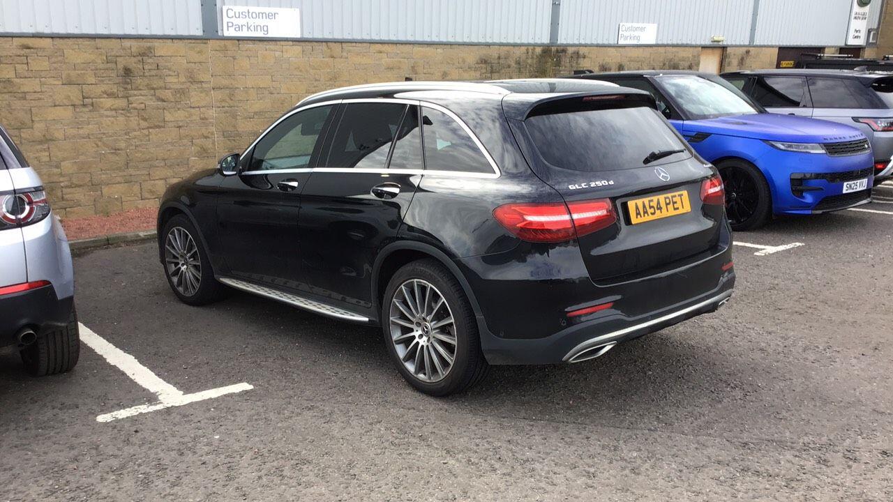 Used Mercedes-Benz GLC 2017 for sale - 76041687: Photo 2