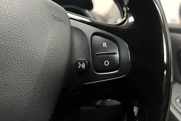 Used Renault Clio 2016 for sale - 76199961: Photo 9