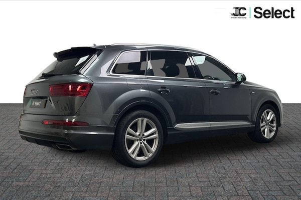 Used Audi Q7 2018 for sale - 76247291: Photo 2