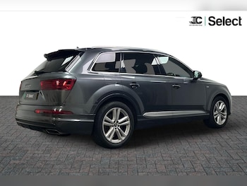 Used Audi Q7 2018 for sale - 76247291: Photo 2