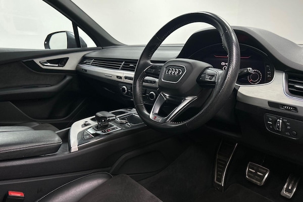 Used Audi Q7 2018 for sale - 76247291: Photo 7