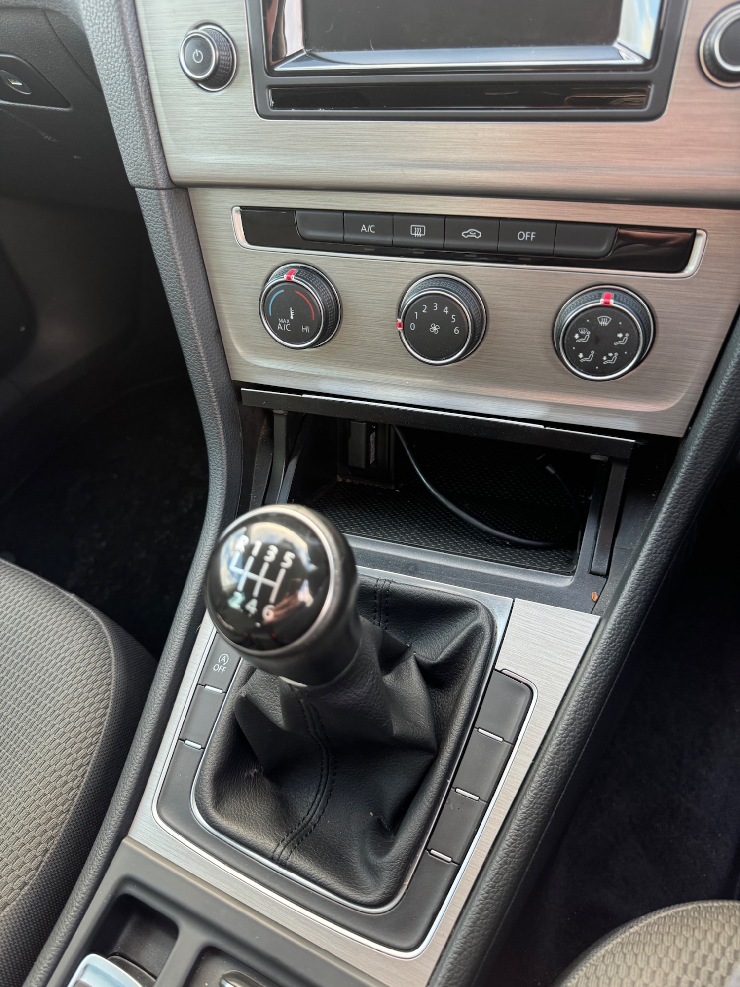 Used Volkswagen Golf 2014 for sale - 76748946: Photo 21