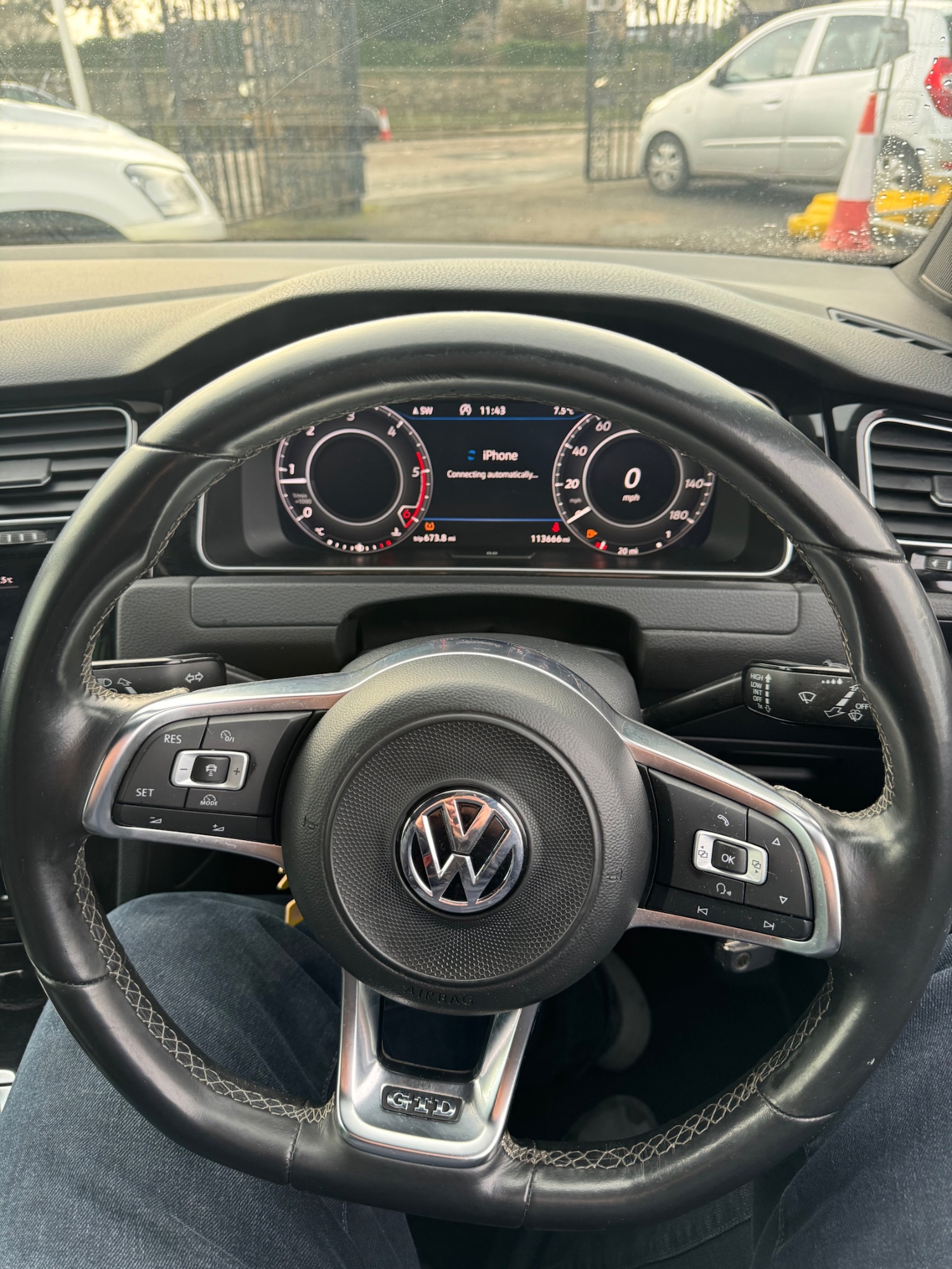 Used Volkswagen Golf 2017 for sale - 76980098: Photo 18