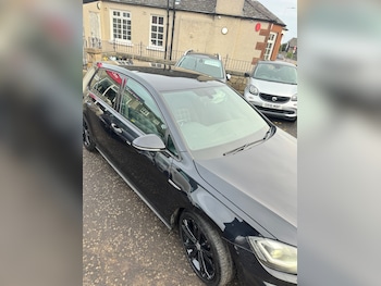 Used Volkswagen Golf 2017 for sale - 76980098: Photo