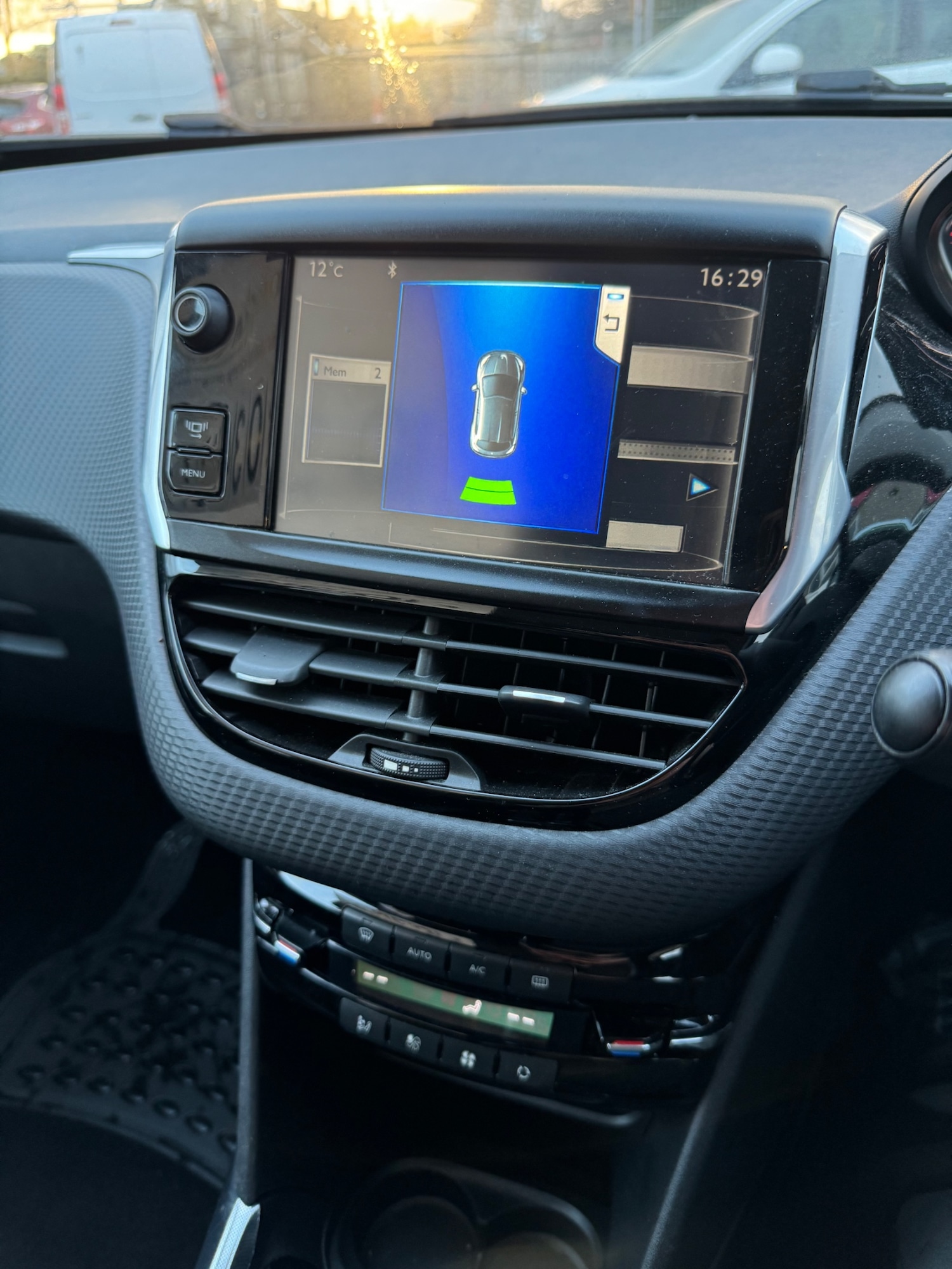 Used Peugeot 2008 2014 for sale - 76565744: Photo 11