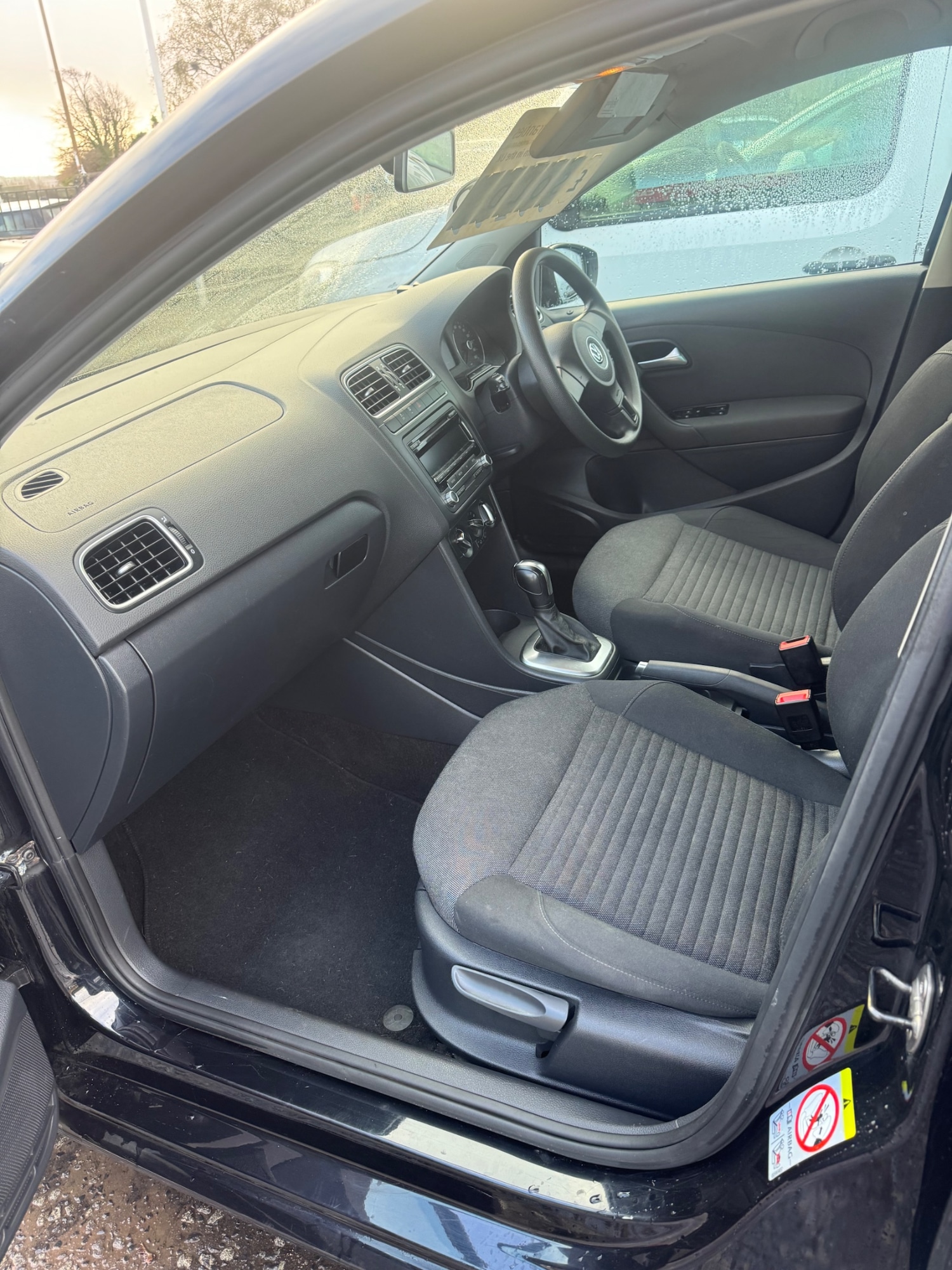 Used Volkswagen Polo 2013 for sale - 76576970: Photo 4