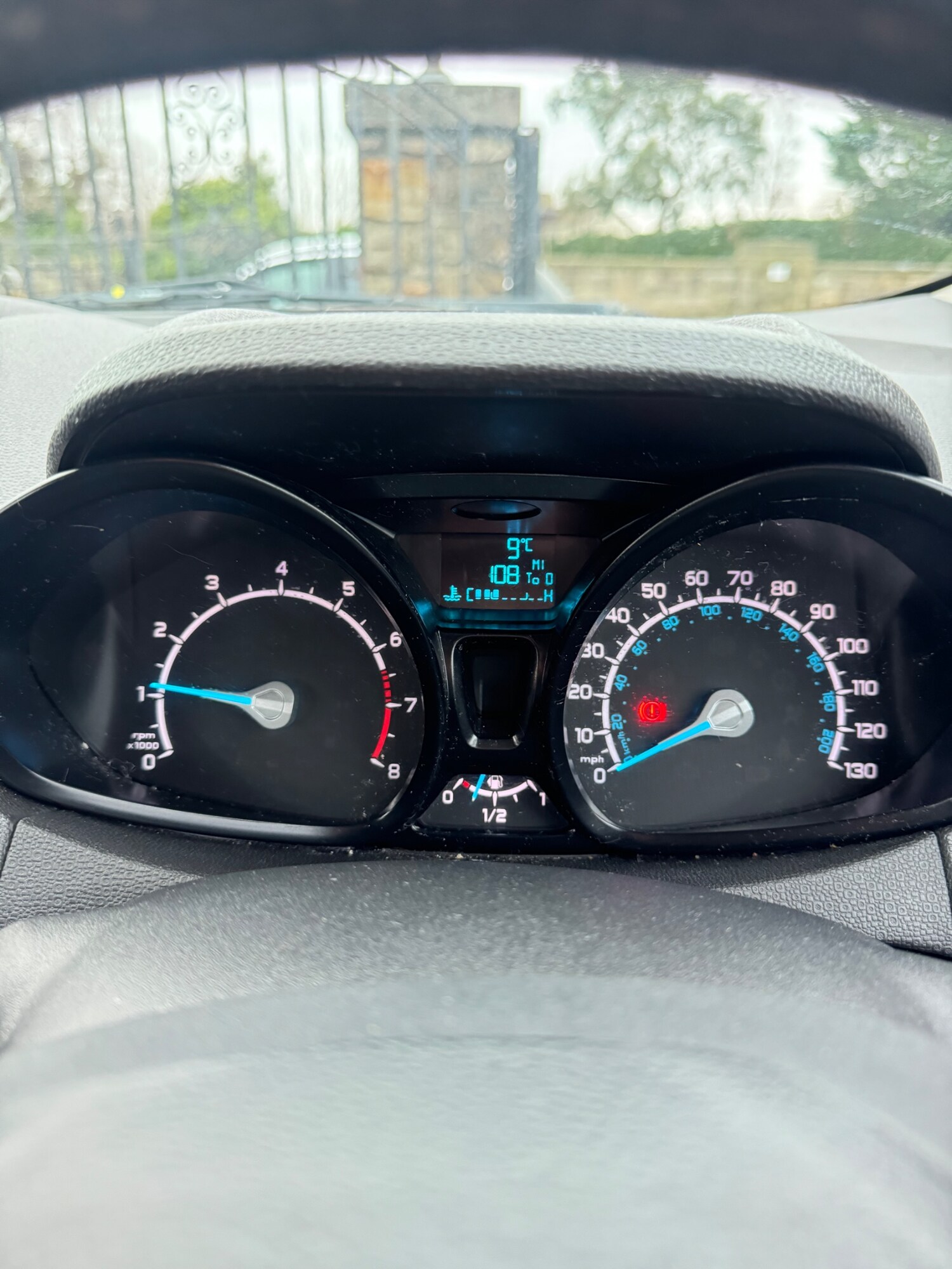 Used Ford Ecosport 2015 for sale - 77573160: Photo 11