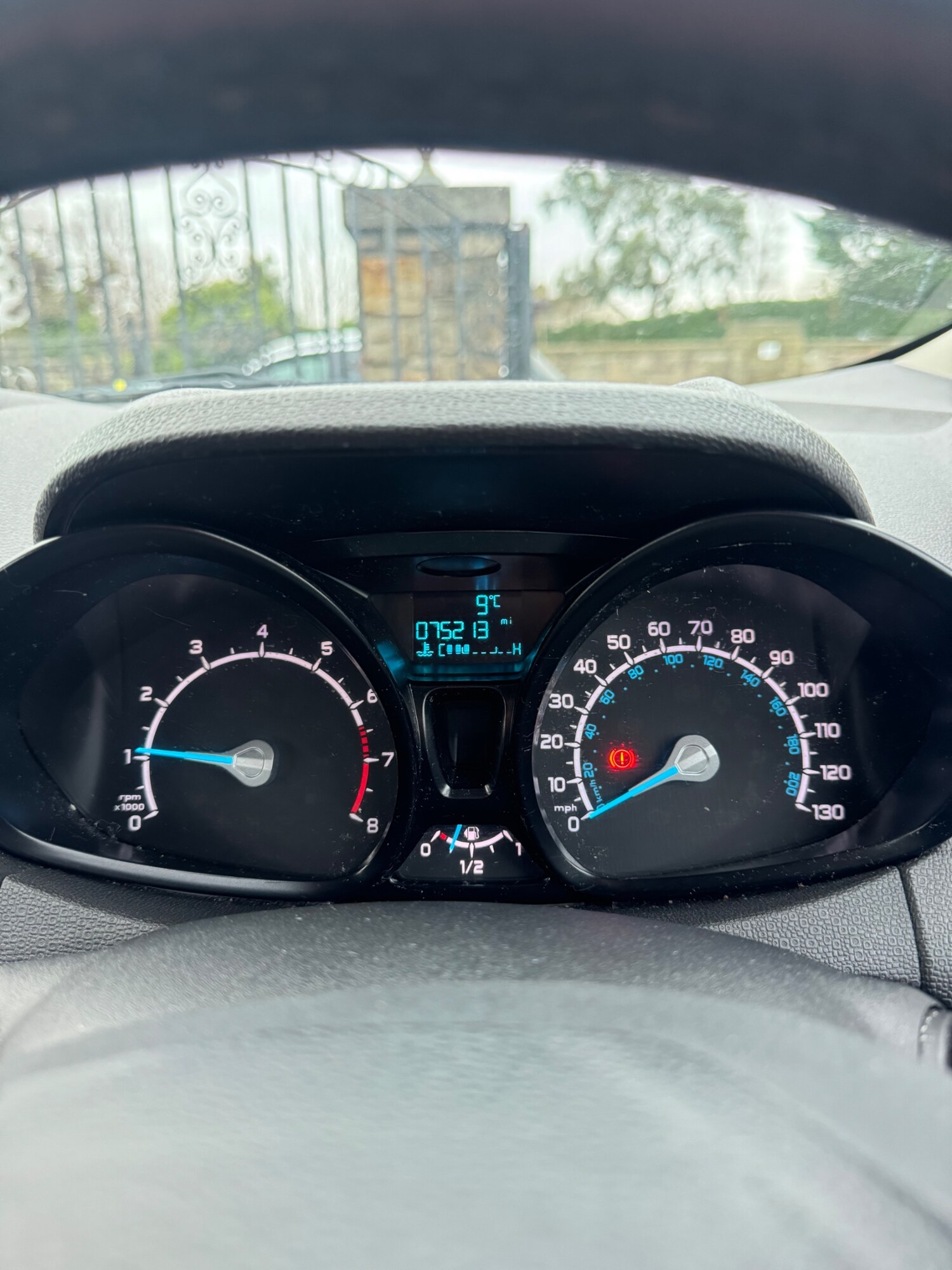 Used Ford Ecosport 2015 for sale - 77573160: Photo 12