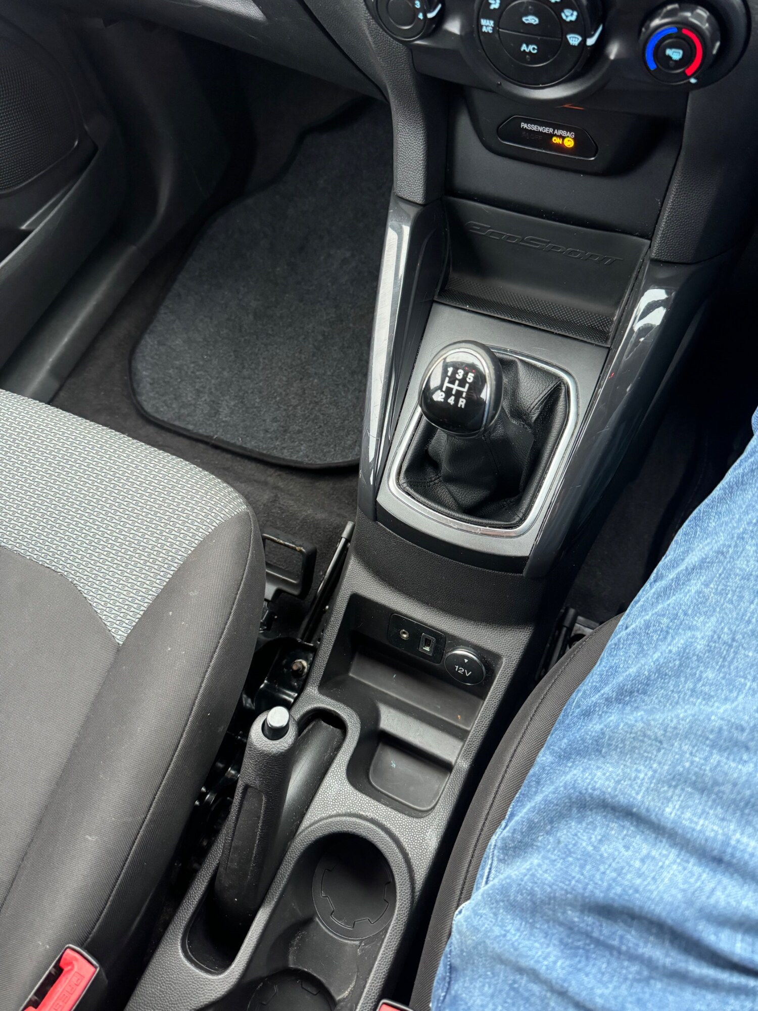 Used Ford Ecosport 2015 for sale - 77573160: Photo 14