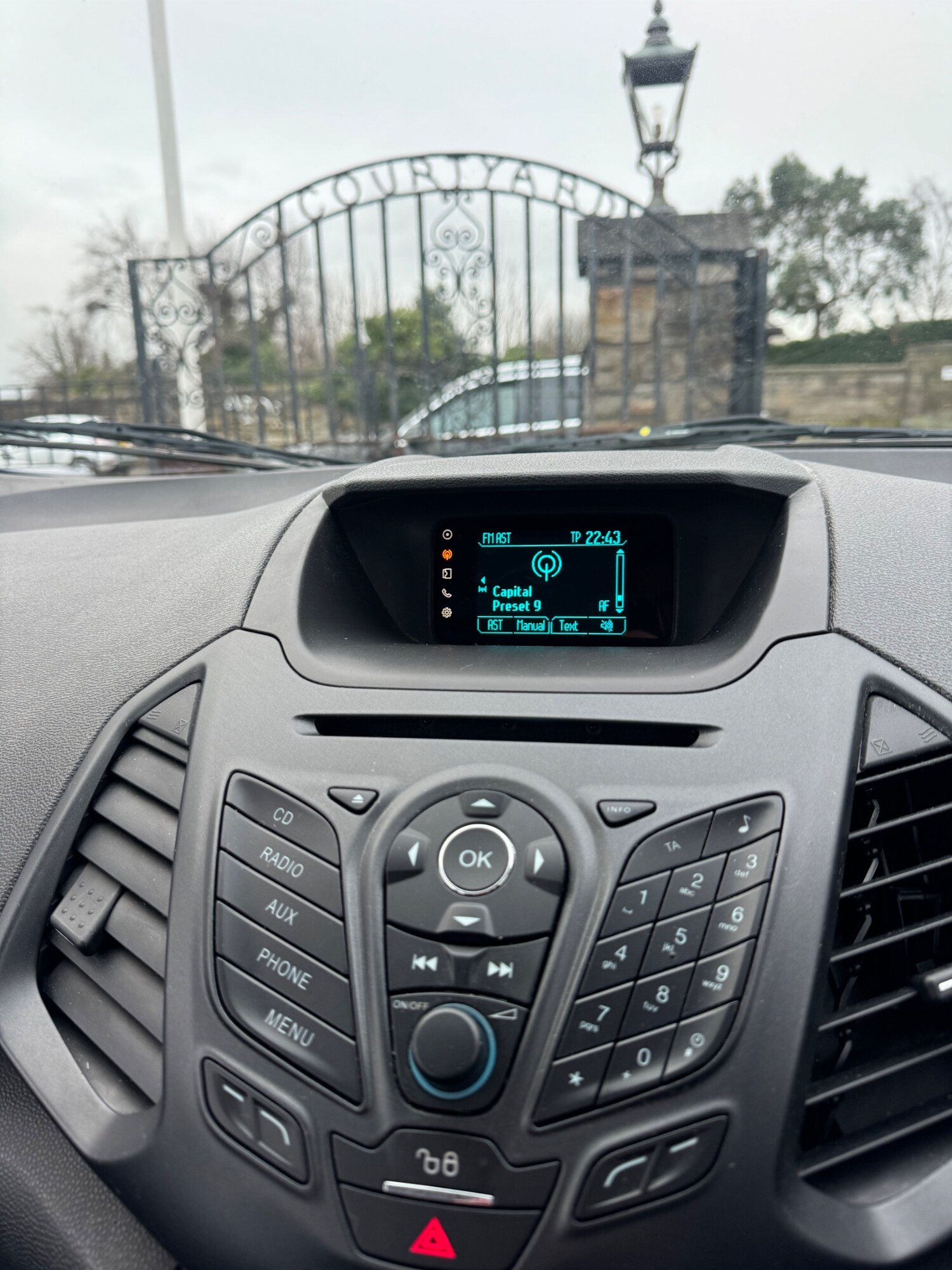 Used Ford Ecosport 2015 for sale - 77573160: Photo 17