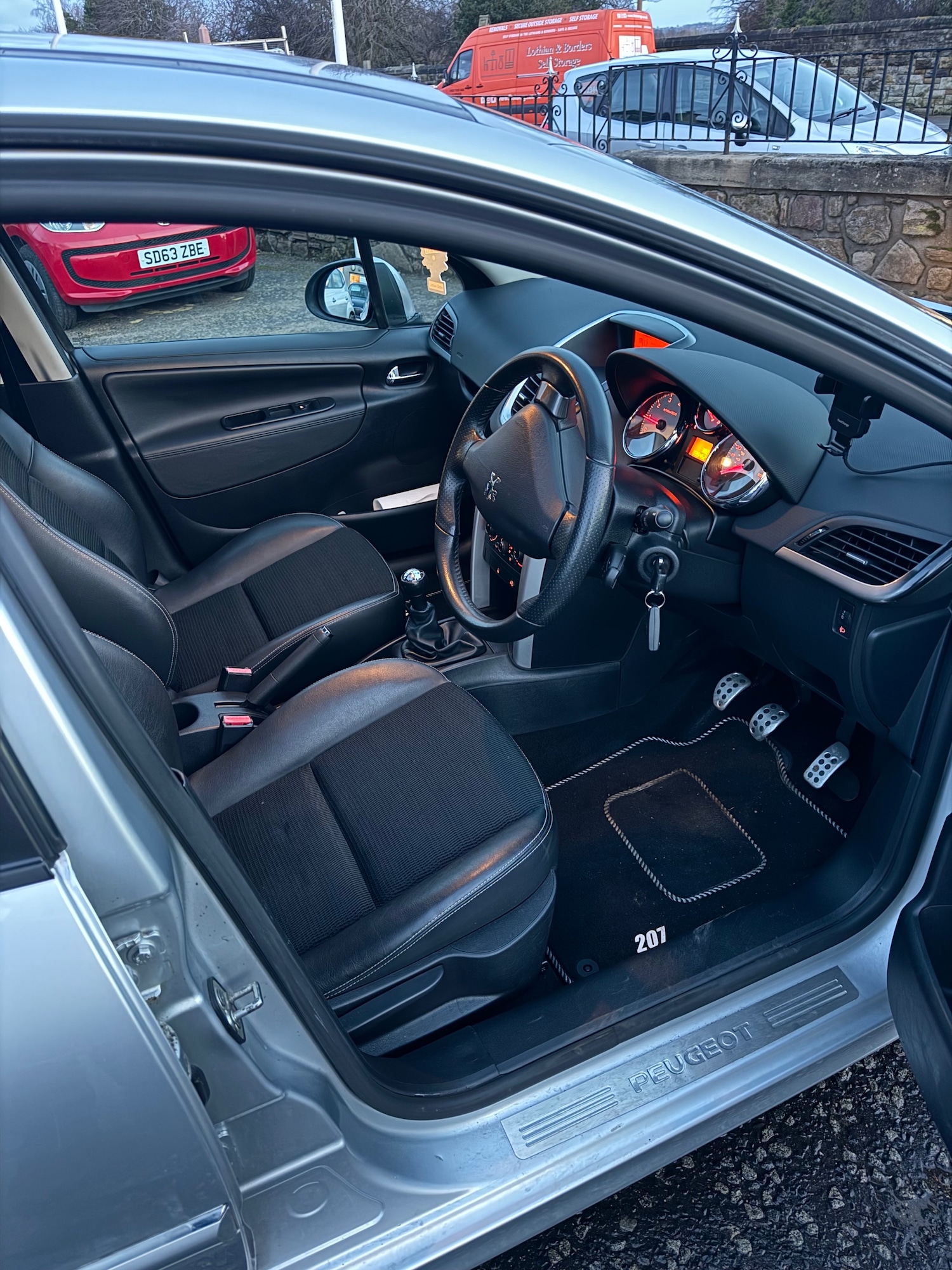 Used Peugeot 207 2012 for sale - 77585573: Photo 11