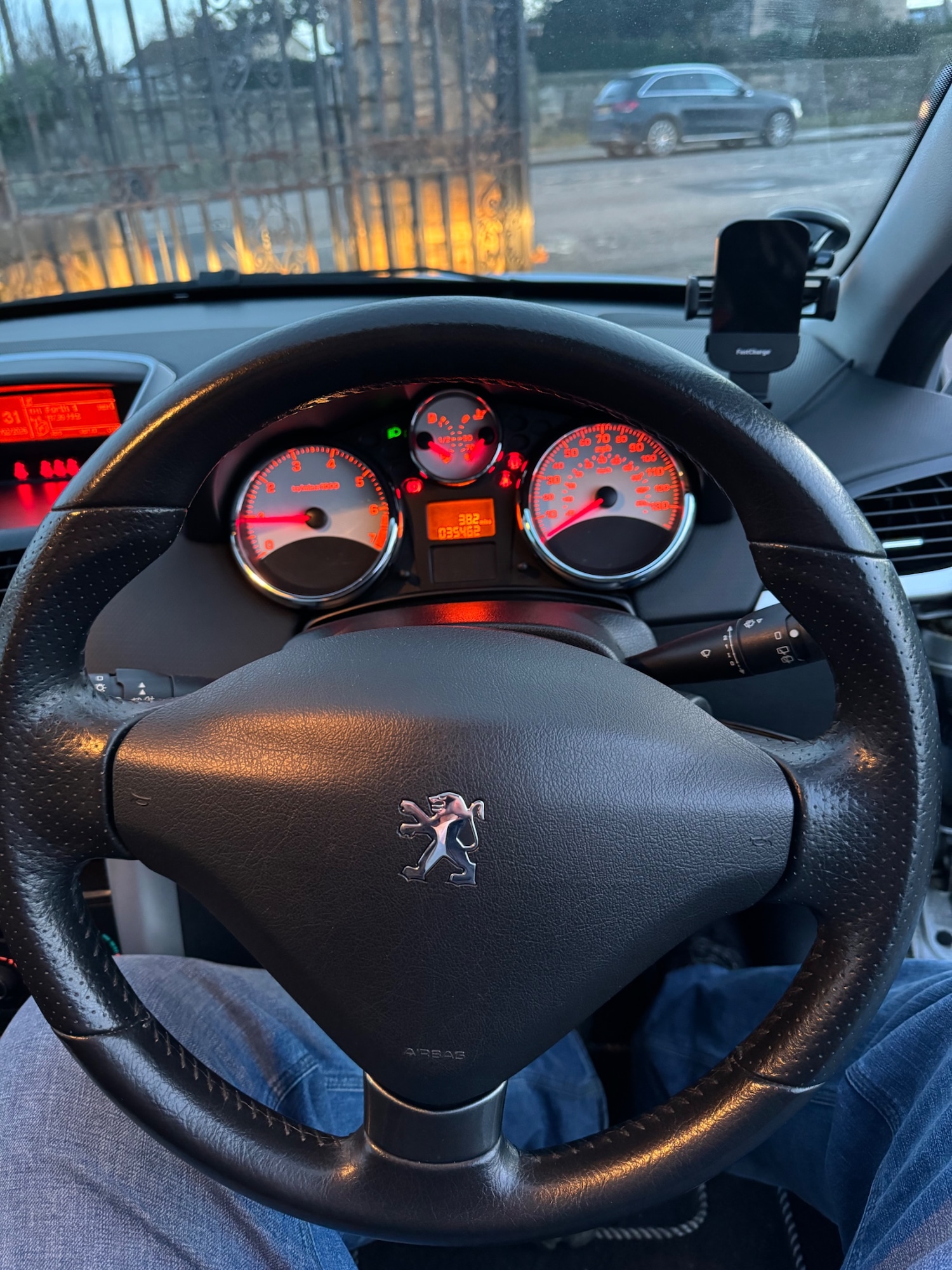 Used Peugeot 207 2012 for sale - 77585573: Photo 12