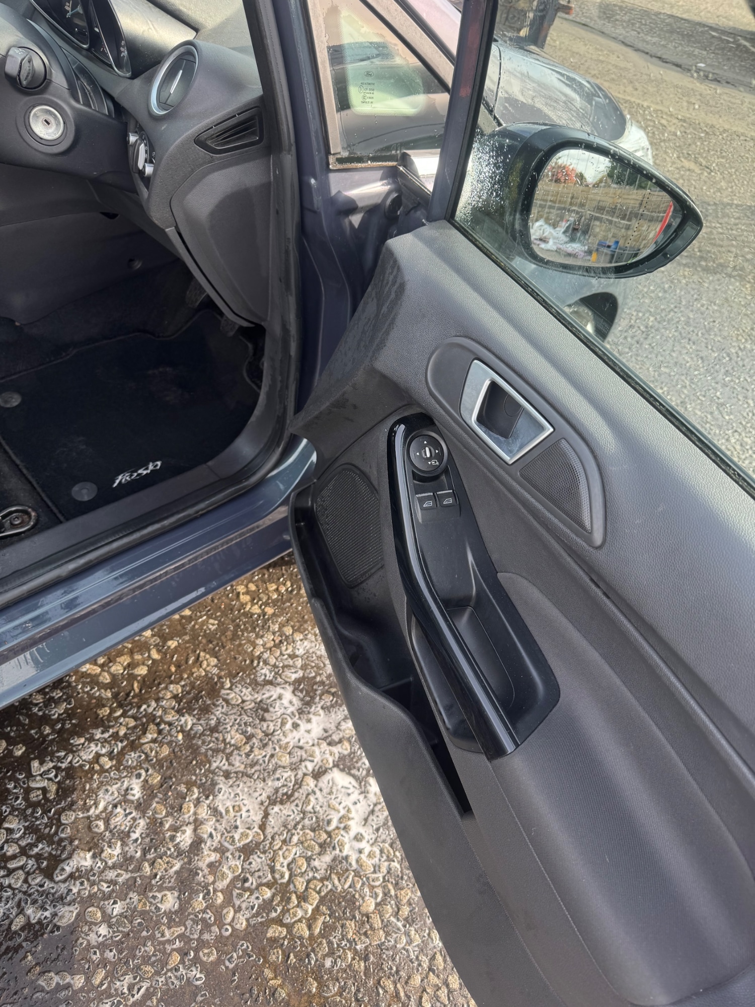 Used Ford Fiesta 2013 for sale - 78139344: Photo 11