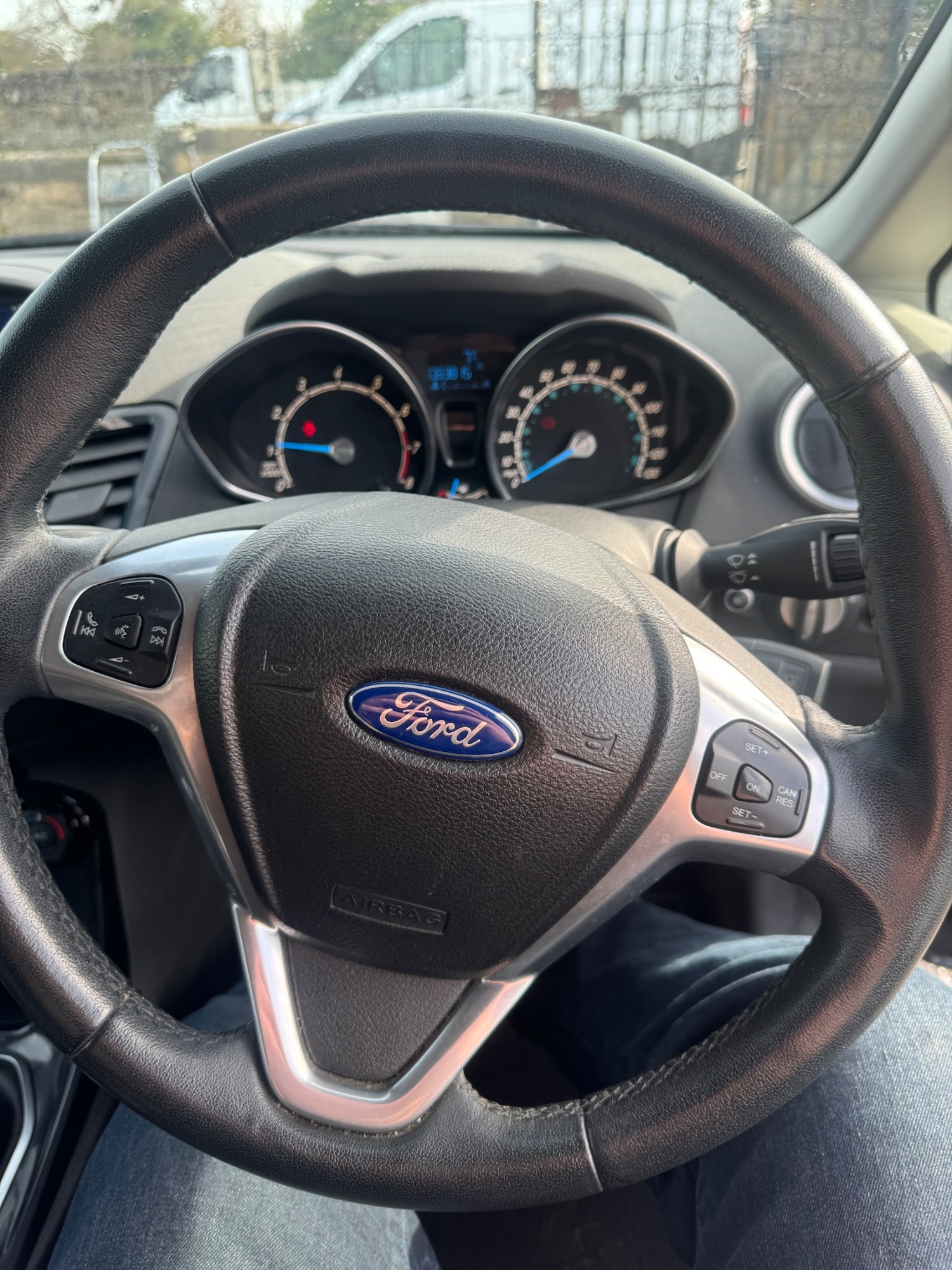 Used Ford Fiesta 2013 for sale - 78139344: Photo 14