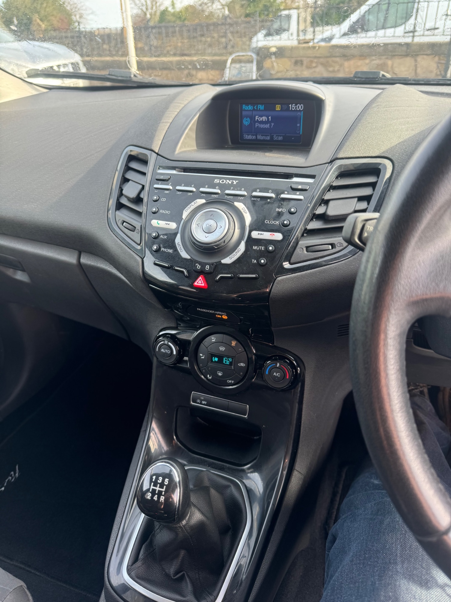 Used Ford Fiesta 2013 for sale - 78139344: Photo 16