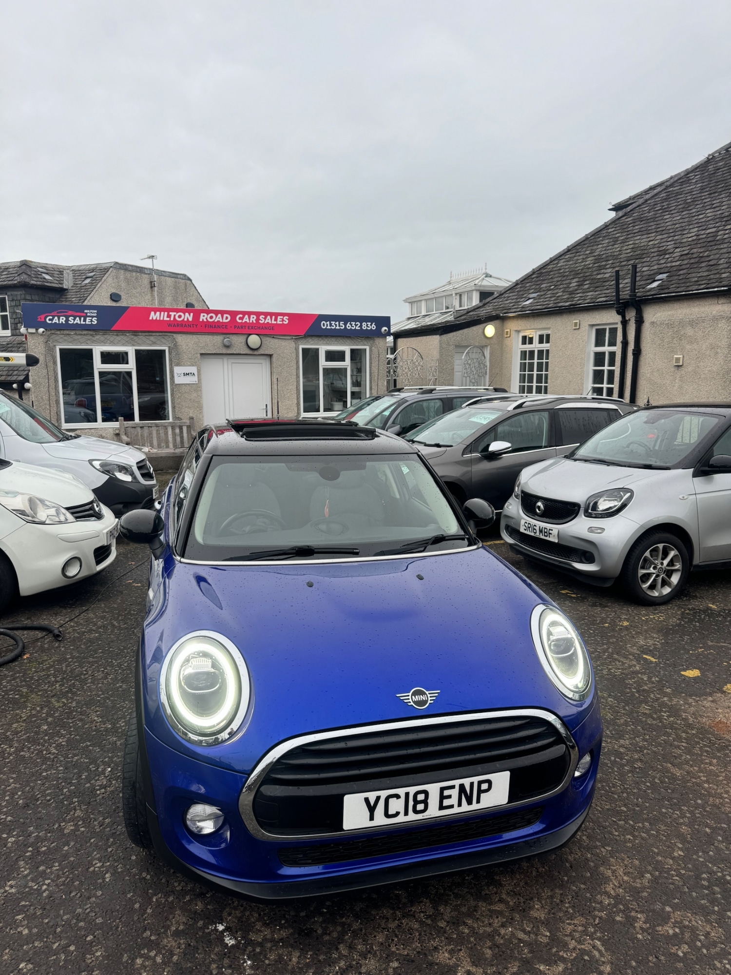 Used MINI Hatch 2018 for sale - 76706338: Photo 2