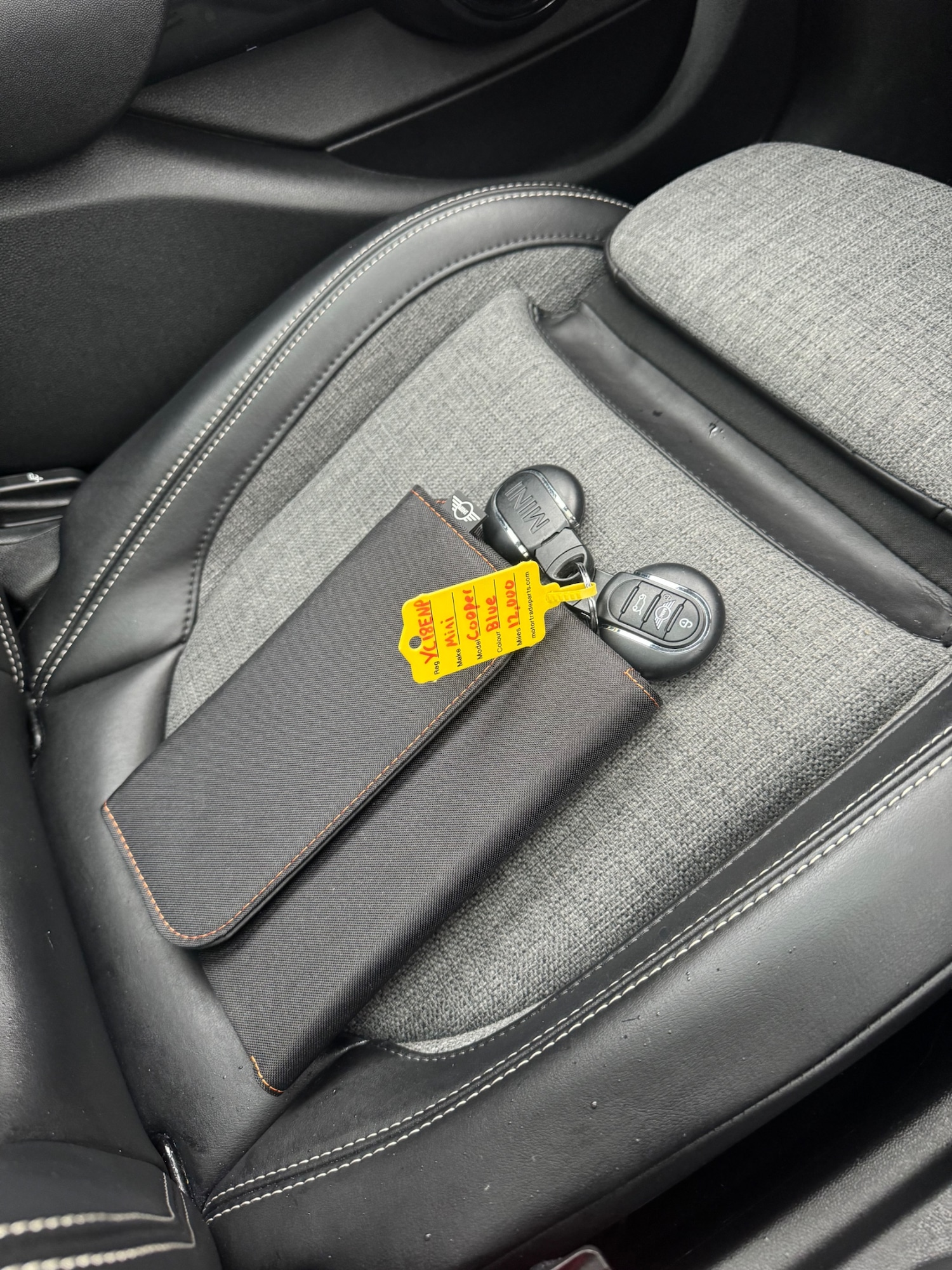 Used MINI Hatch 2018 for sale - 76706338: Photo 24