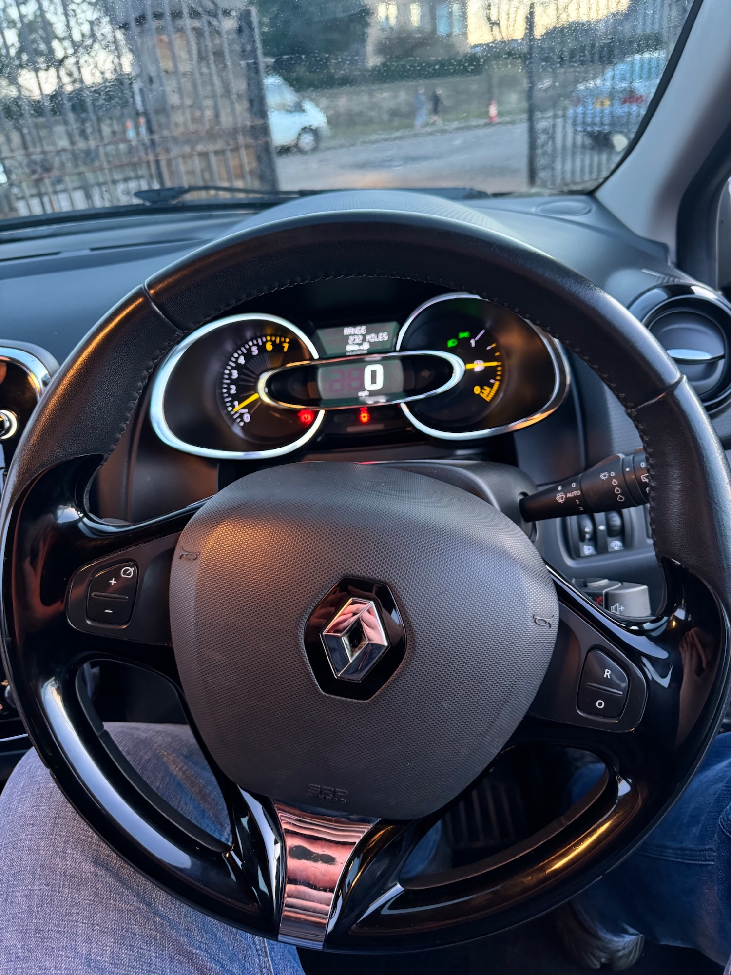 Used Renault Clio 2013 for sale - 78139376: Photo 12