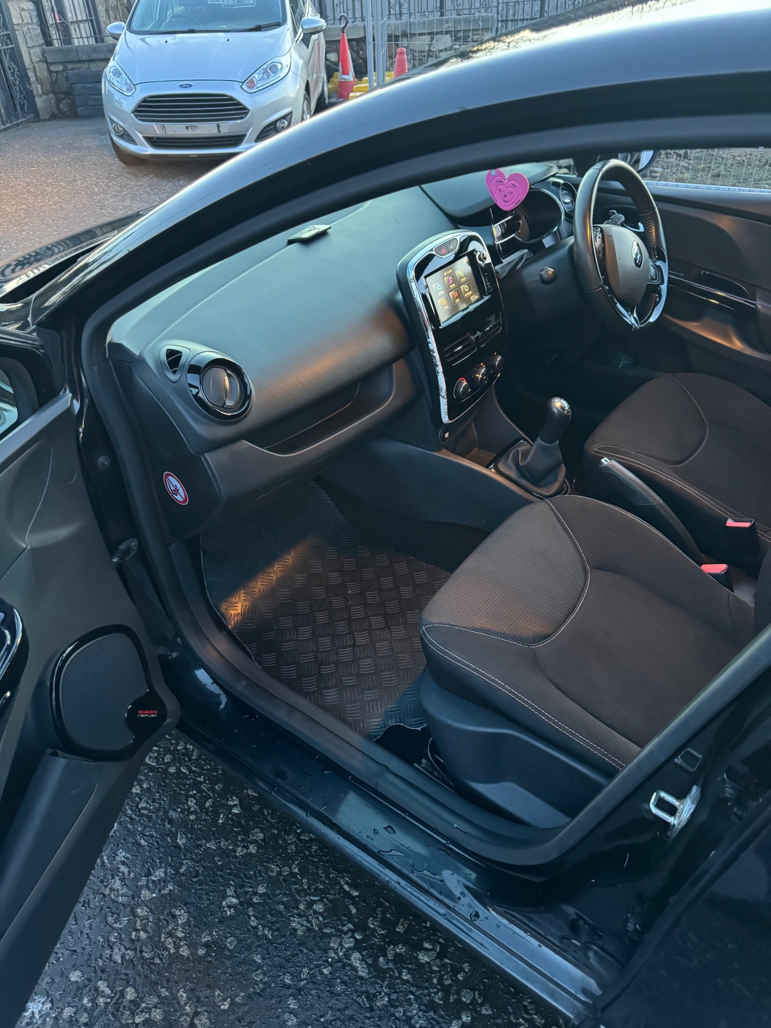 Used Renault Clio 2013 for sale - 78139376: Photo 23