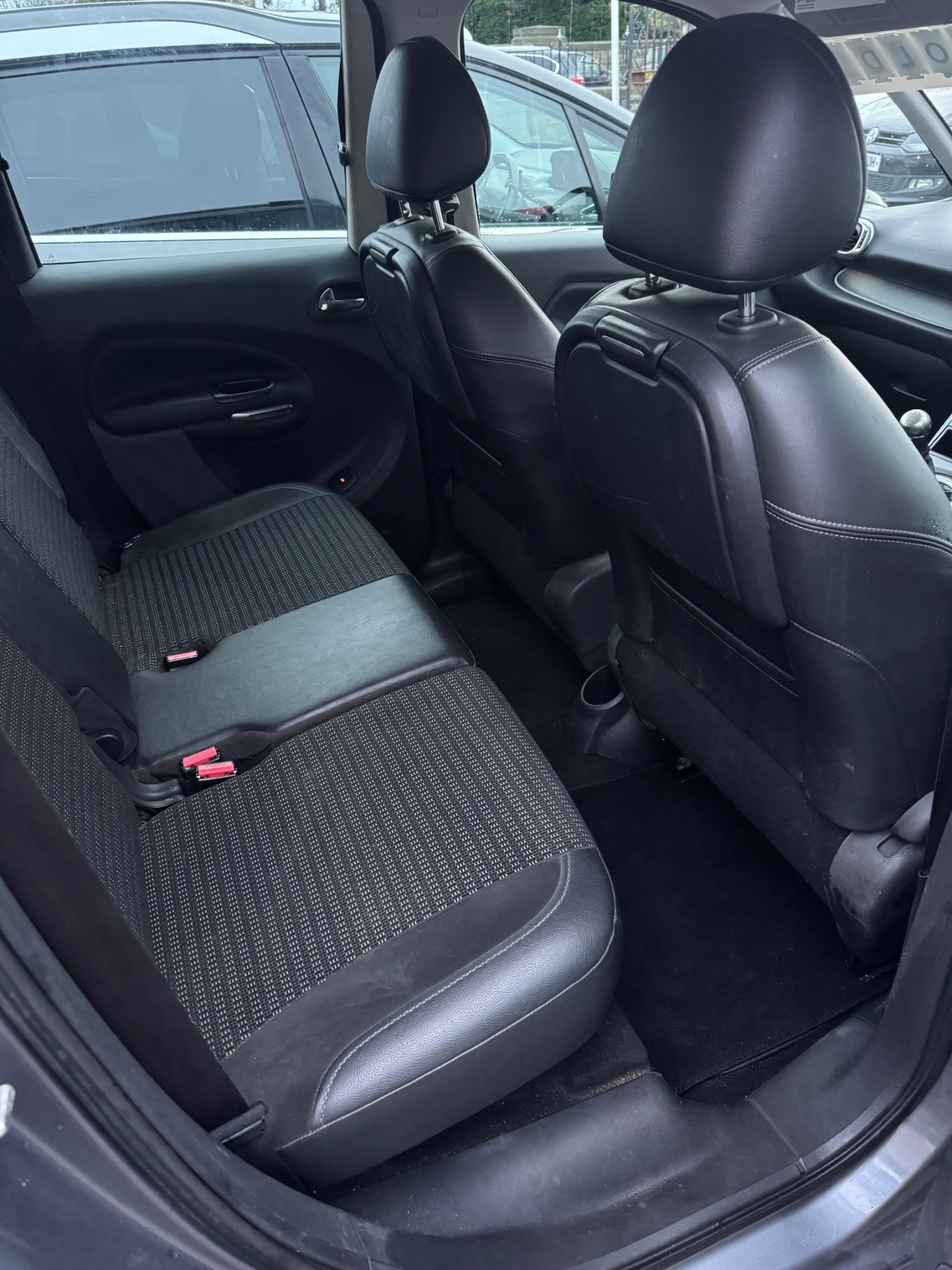 Used Citroen C3 Picasso 2011 for sale - 76664598: Photo 8