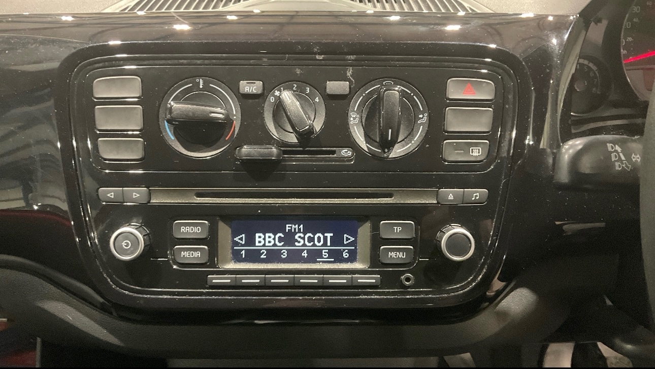 Used Volkswagen up! 2013 for sale - 77286420: Photo 11