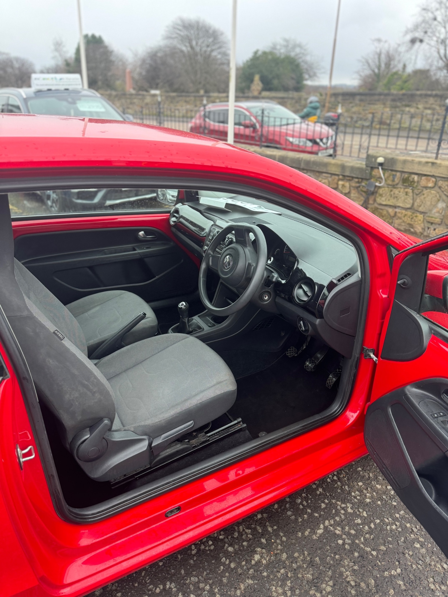 Used Volkswagen up! 2013 for sale - 77286420: Photo 14