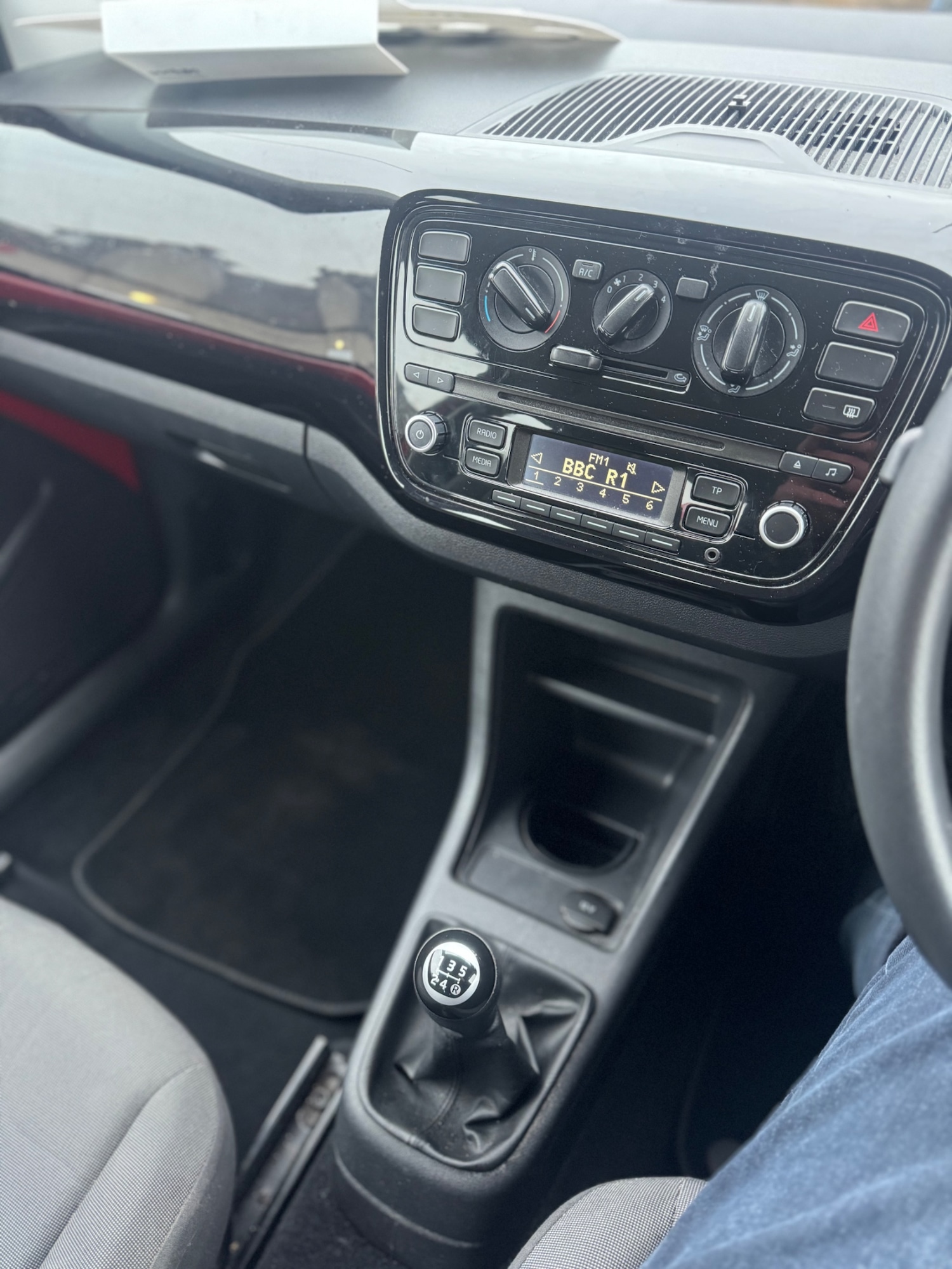 Used Volkswagen up! 2013 for sale - 77286420: Photo 17