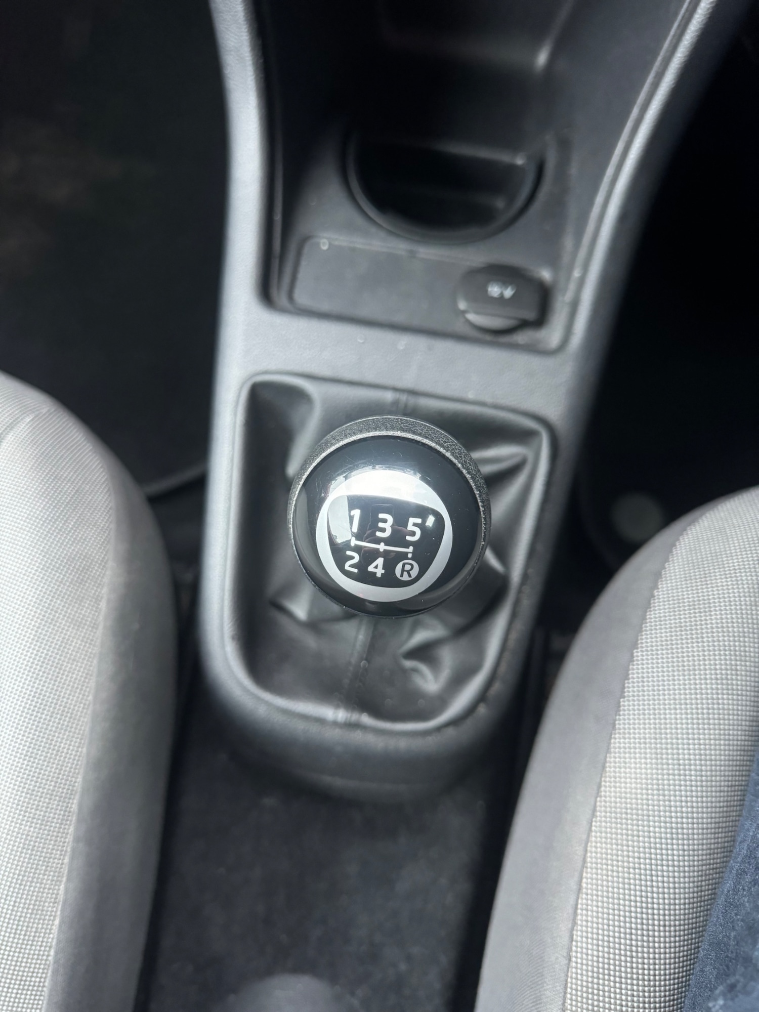 Used Volkswagen up! 2013 for sale - 77286420: Photo 19