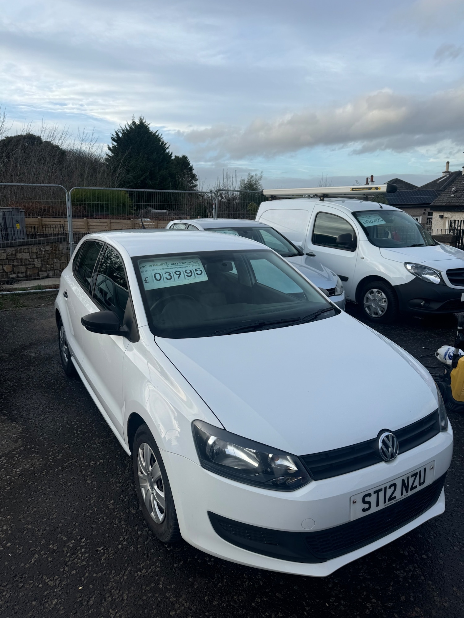 Used Volkswagen Polo 2012 for sale - 76906271: Photo 1