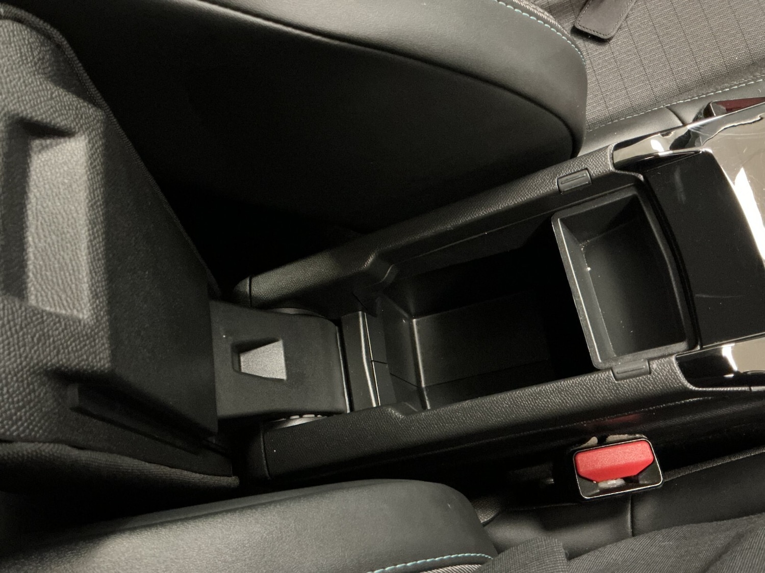 Used Peugeot 208 2021 for sale - 76514813: Photo 63