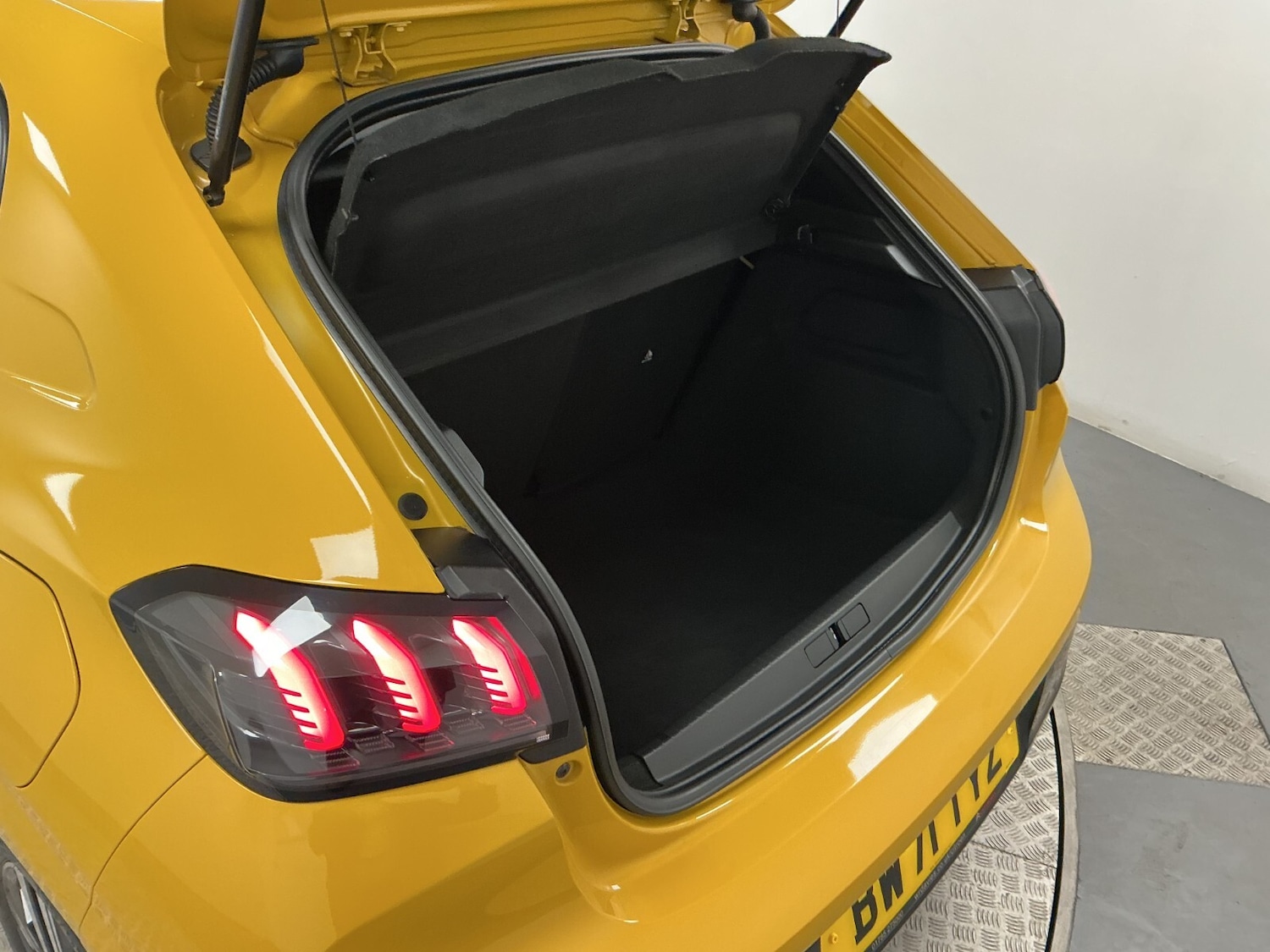 Used Peugeot 208 2021 for sale - 76514813: Photo 68