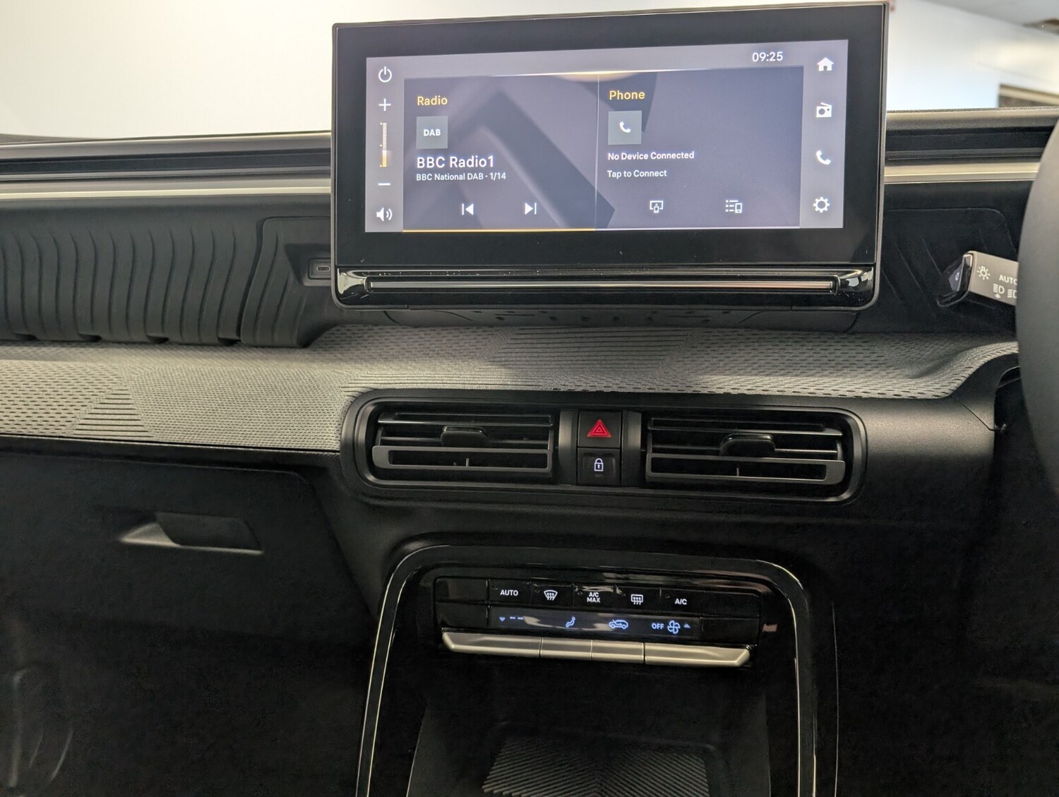 Used Citroen C3 Aircross for sale - 76804197: Photo 32